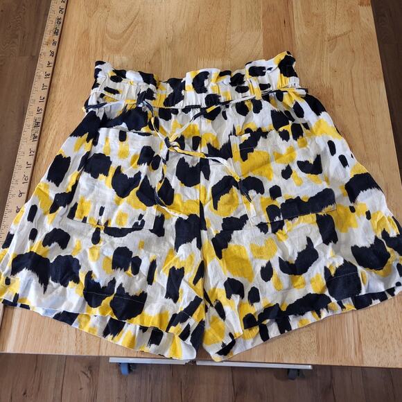 Who What Where Linen Rayon Yellow & Black Abstract Elastic Waist Shorts Small - Picture 1 of 9